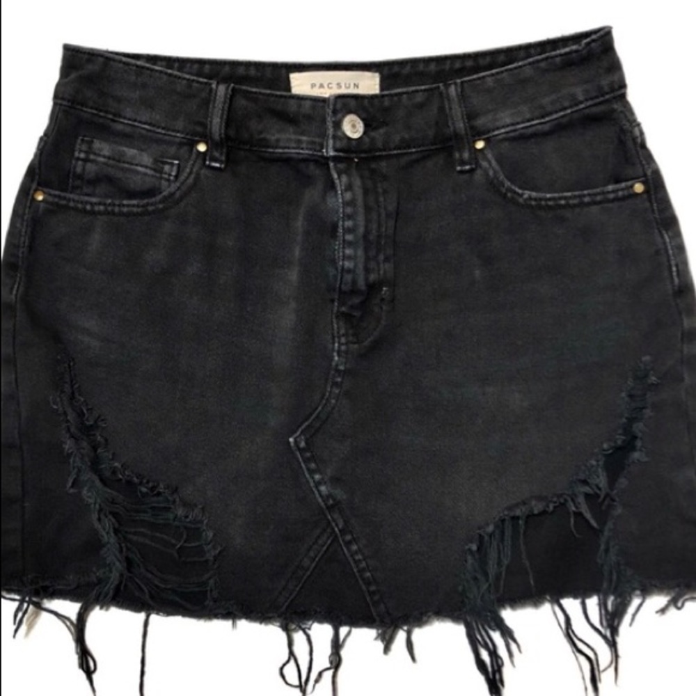 Pacsun!!! 🥳🥳black jean ripped skirt